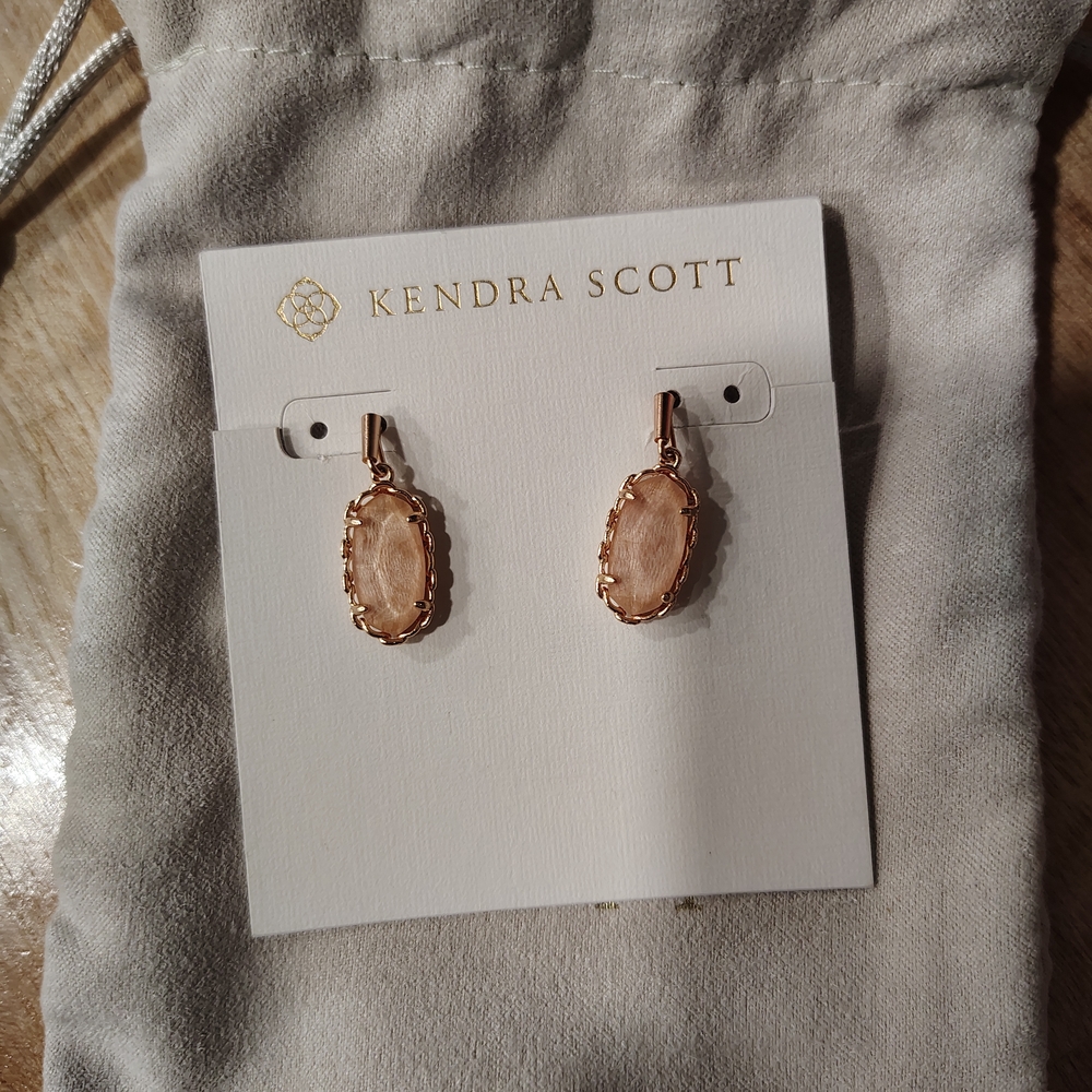 Kendra Scott Blush Pink Oval Earrings